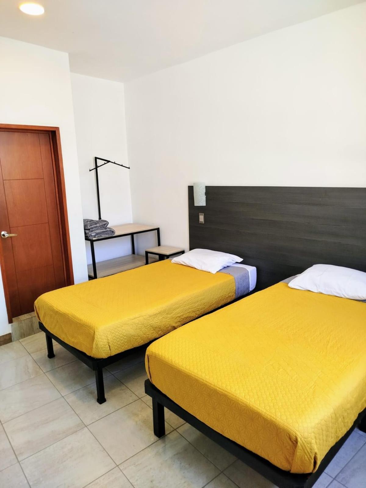 Casa Republik Hotel Leon Luaran gambar